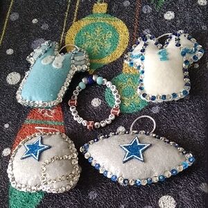 Cowboys Ornament Set
